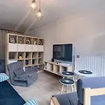 Belles Prestations, Proche Plages, Piscine 232L Py